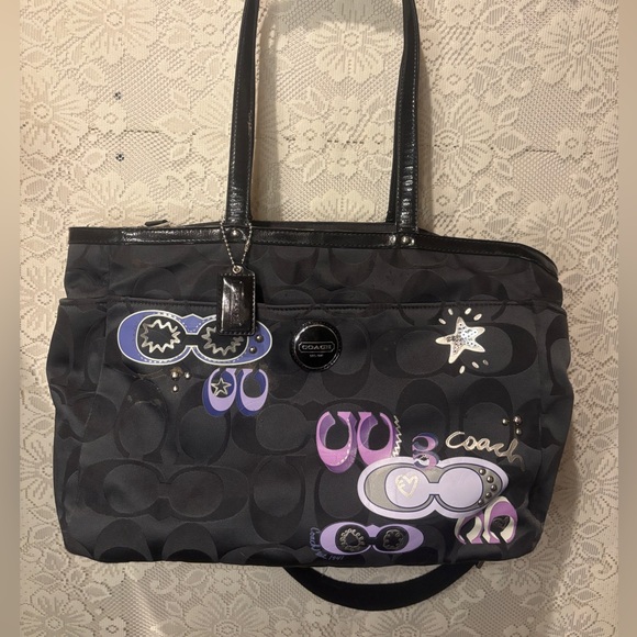 Coach Handbags - Y2K Coach Signature Poppy Storypatch Tote 💜